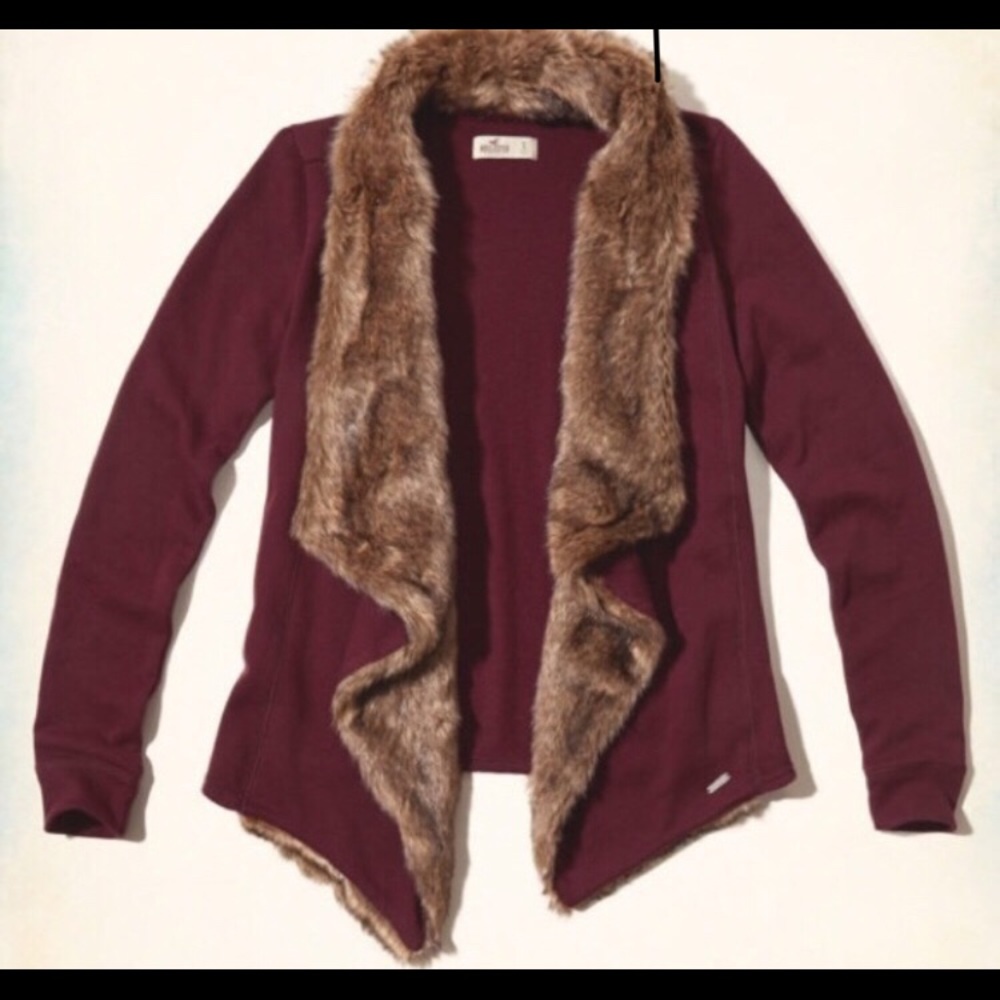 hollister sweater worn once